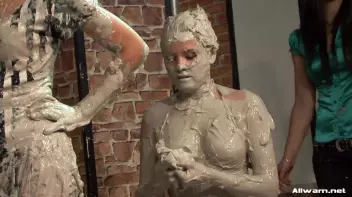 Slippin' and Slidin' Mud Satisfaction Screencap 46 on sinx.preview.netperv.com