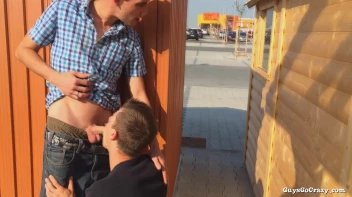 Suckin' It By The Shed! Screencap 15 on sinx.preview.netperv.com