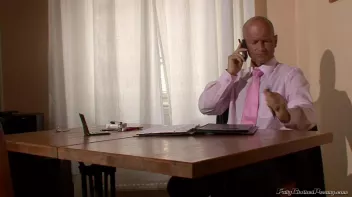 Full Piss Service Secretaries Screencap 2 on sinx.preview.netperv.com