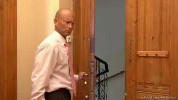 Full Piss Service Secretaries Screencap 5 on sinx.preview.netperv.com