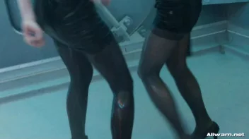 Bloused And Doused Screencap 25 on sinx.preview.netperv.com