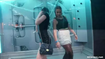 Bloused And Doused Screencap 72 on sinx.preview.netperv.com