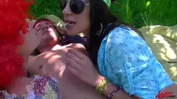 Hippy Chicks Crave That Dick! Screencap 107 on sinx.preview.netperv.com