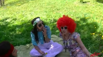 Hippy Chicks Crave That Dick! Screencap 12 on sinx.preview.netperv.com