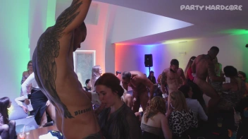 House Party Hardcore Vol. 2 Part 1 - Cam 1 Screencap 81 on sinx.preview.netperv.com
