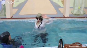 Sexy European Girls Swim In Clothes Screencap 49 on sinx.preview.netperv.com