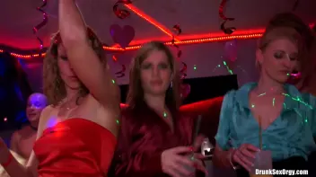 Valentine's Day Vaginas Part 3 - Cam 4 Screencap 35 on sinx.preview.netperv.com