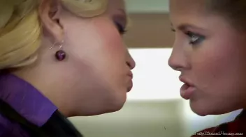 Breaking Free Screencap 14 on sinx.preview.netperv.com