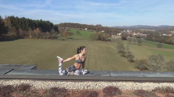 Yoga für Fortgeschrittene Screencap 5 on sinx.preview.netperv.com