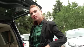 Pissing on the car salesman Screencap 68 on sinx.preview.netperv.com