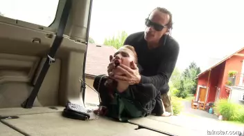 Pissing on the car salesman Screencap 32 on sinx.preview.netperv.com