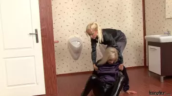 Blond Bimbo Titties Blasted With Cum Screencap 1 on sinx.preview.netperv.com