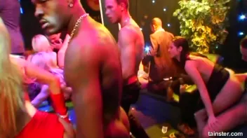 Pussy Casino Part 3 - Cam 2 Screencap 44 on sinx.preview.netperv.com