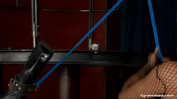 Lellou Gets The Gina Killmer Treatment Screencap 72 on sinx.preview.netperv.com