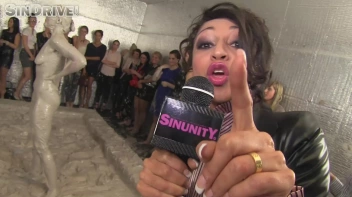 Muddy Wrestling: Nicole Vice vs. Valentina Ross Screencap 71 on sinx.preview.netperv.com