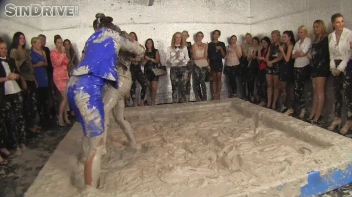 Muddy Wrestling: Nicole Vice vs. Valentina Ross Screencap 12 on sinx.preview.netperv.com