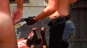 Trainer Breaks In Her Man Horse Screencap 70 on sinx.preview.netperv.com