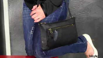 Roses Are Red, Spunk Is White... Screencap 16 on sinx.preview.netperv.com