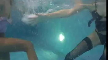 Wet and Wild Hotties!!! Screencap 11 on sinx.preview.netperv.com