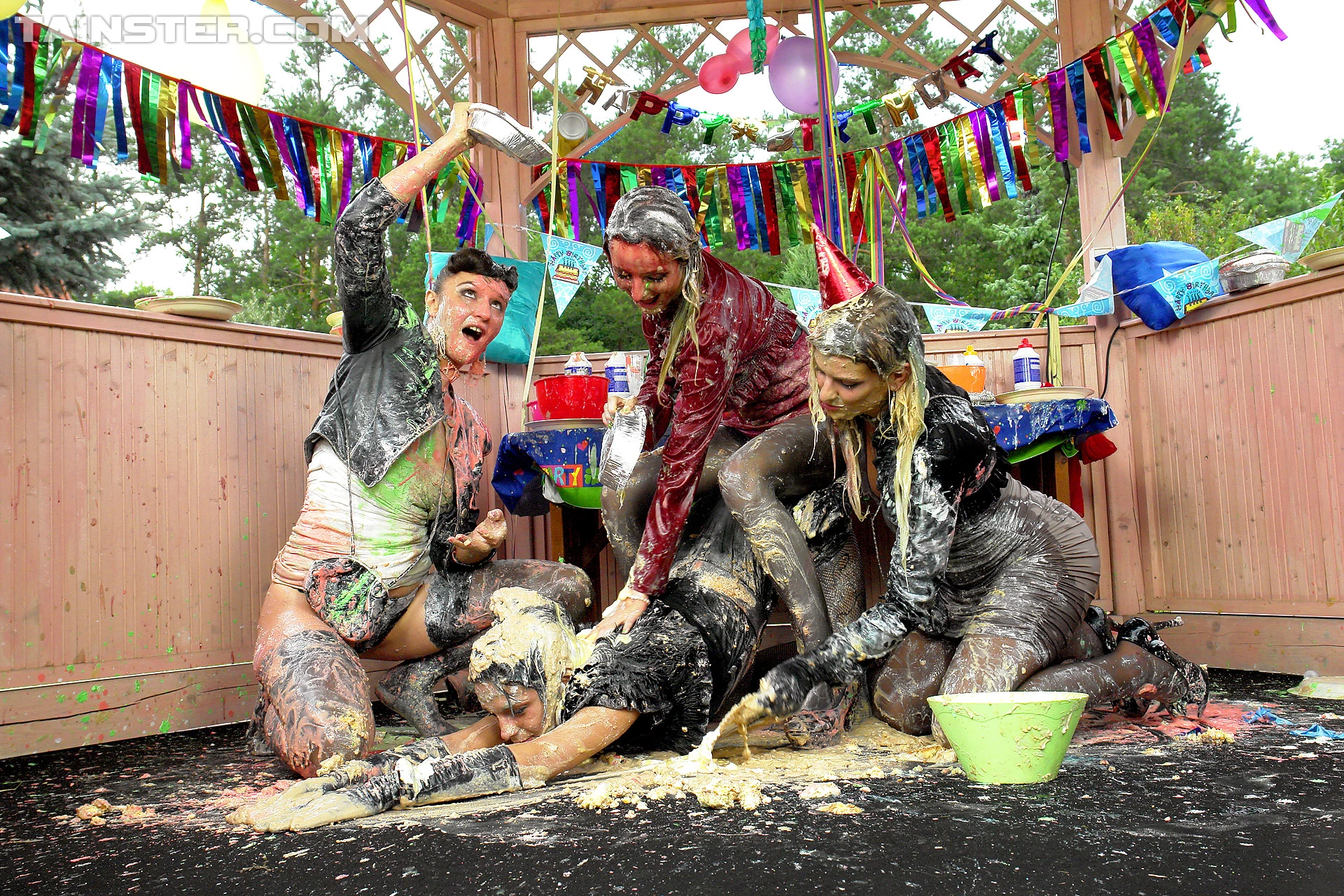 Birthday Party Messacre on sinx.preview.netperv.com