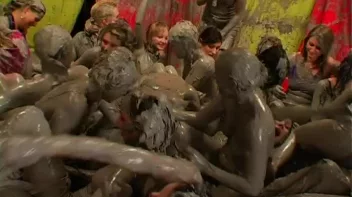 Packed Like Sardines In The Mud Screencap 98 on sinx.preview.netperv.com