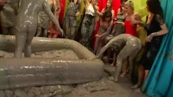 Packed Like Sardines In The Mud Screencap 16 on sinx.preview.netperv.com