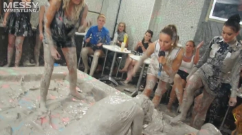 Messy Wrestling: Blonde Bombshells Rock The Ring And Get Their Mud On! Screencap 30 on sinx.preview.netperv.com