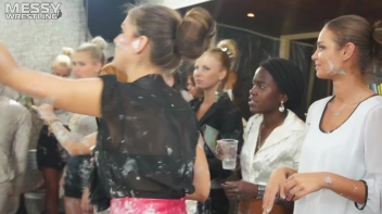 Messy Wrestling: Blonde Bombshells Rock The Ring And Get Their Mud On! Screencap 33 on sinx.preview.netperv.com