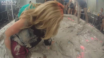 Messy Wrestling: Blonde Bombshells Rock The Ring And Get Their Mud On! Screencap 4 on sinx.preview.netperv.com