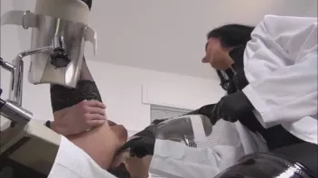 Anale Inspektion von der TV Schlampe Screencap 72 on sinx.preview.netperv.com