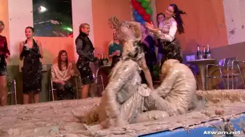 All Out Brawl Screencap 28 on sinx.preview.netperv.com