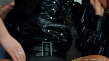 Adding Some Dick To This Orgasmatic Vibro Destruction! Screencap 22 on sinx.preview.netperv.com