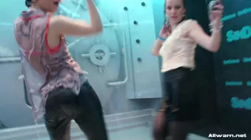 Hotties Workin' That Wetlook! Screencap 13 on sinx.preview.netperv.com