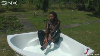 Ebony Hottie Bathes in Creamy Milk Screencap 13 on sinx.preview.netperv.com