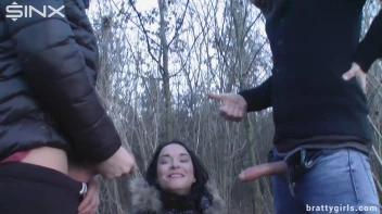 Deepthroating And Dual Dick Sucking Queen Screencap 48 on sinx.preview.netperv.com