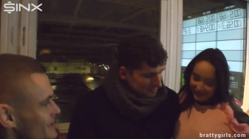 Deepthroating And Dual Dick Sucking Queen Screencap 8 on sinx.preview.netperv.com