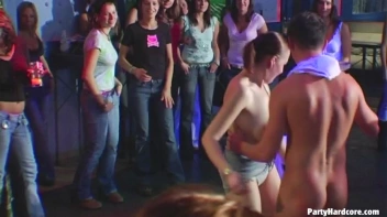 Party Hardcore Vol. 86 Part 1 - Cam 2 Screencap 86 on sinx.preview.netperv.com