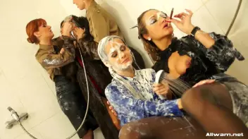 Cooling Down Gina's Anger In The Shower Screencap 34 on sinx.preview.netperv.com