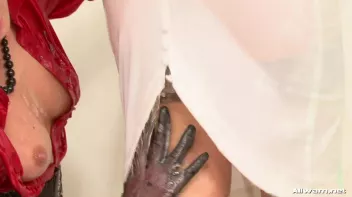 Gina's Wetlook Discipline Screencap 84 on sinx.preview.netperv.com