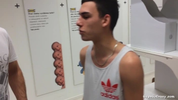 The Perfect Place For A Gay BJ! Screencap 11 on sinx.preview.netperv.com