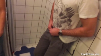 The Perfect Place For A Gay BJ! Screencap 23 on sinx.preview.netperv.com