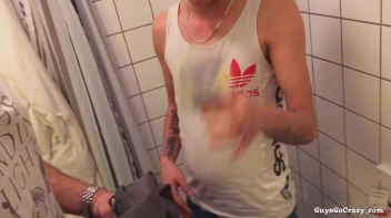 The Perfect Place For A Gay BJ! Screencap 44 on sinx.preview.netperv.com