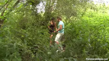 Beautiful BJ In The Bushes Screencap 2 on sinx.preview.netperv.com