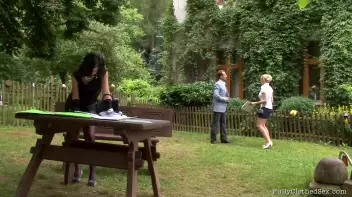 Big Plans In The Park Screencap 1 on sinx.preview.netperv.com