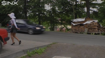 Catfight At The Carwash Screencap 83 on sinx.preview.netperv.com