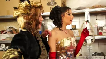 Extreme Fashionistas Need That Piss Fucking Screencap 3 on sinx.preview.netperv.com