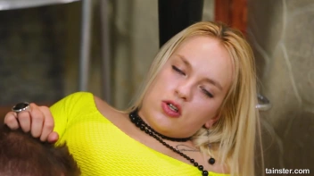 Golden Shower That Lovely Yellow Flower! Screencap 94 on sinx.preview.netperv.com