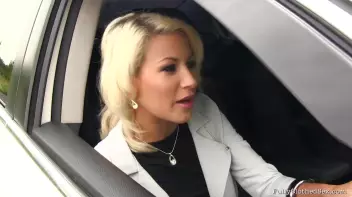 She Found Her Hunk And Wants His Spunk Screencap 4 on sinx.preview.netperv.com