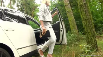 She Found Her Hunk And Wants His Spunk Screencap 5 on sinx.preview.netperv.com