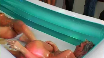 Lea and Gabi Go Mess Mad! Screencap 86 on sinx.preview.netperv.com